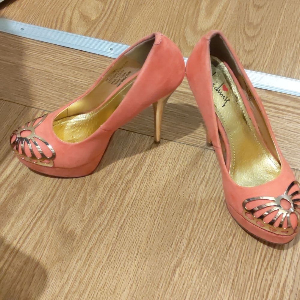 Coral Pumps